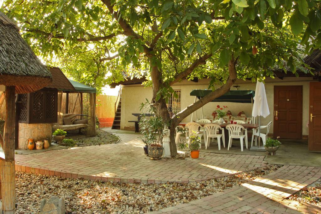Natura Vendégház Pazmand Exterior foto
